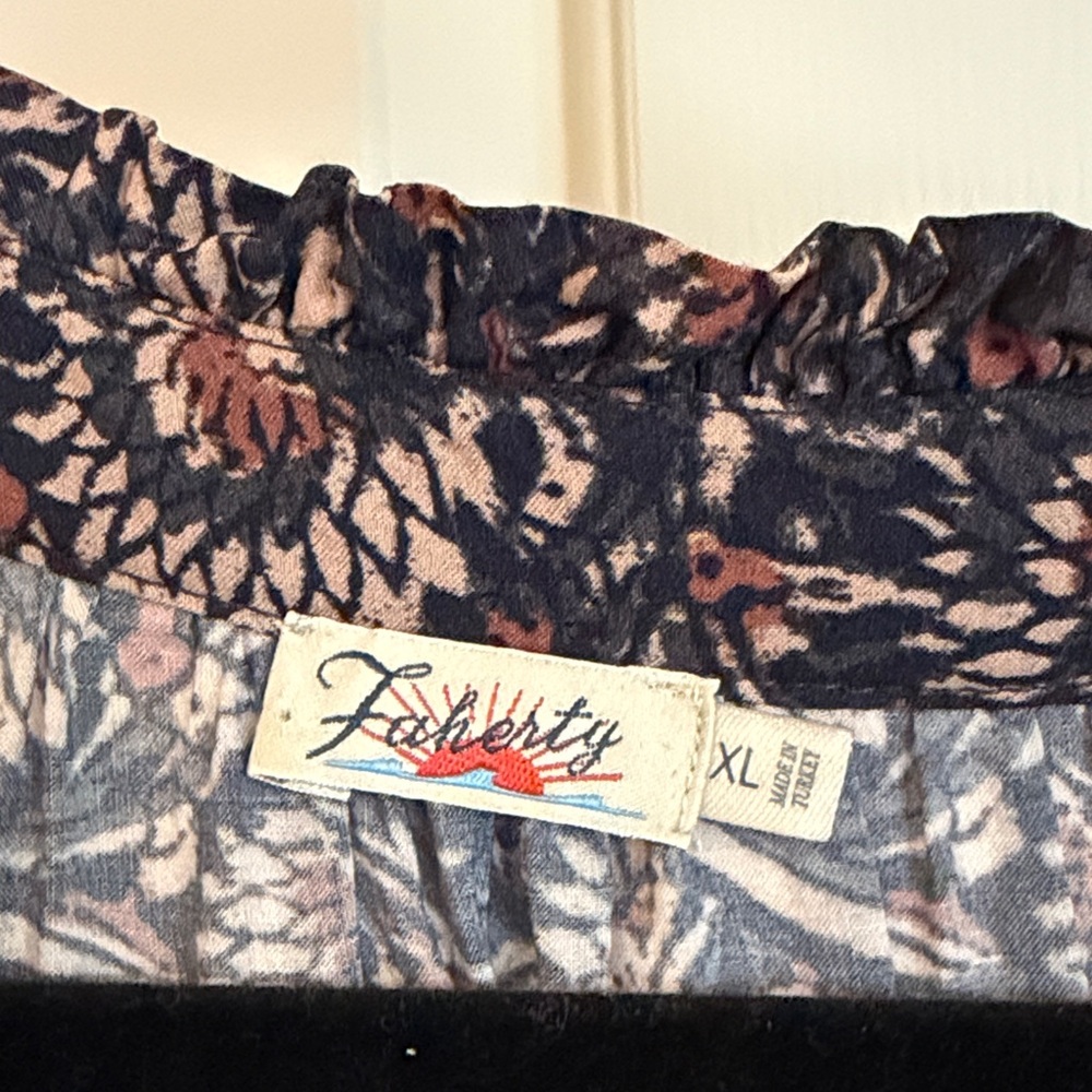 Faherty Navy and Coral Floral Blouse - Picture 2 of 5